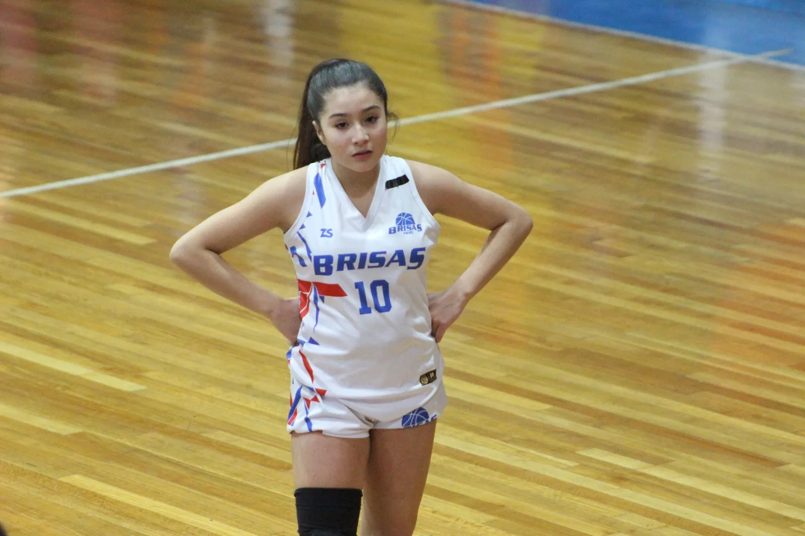 Jugadora formativa de Brisas durante un partido